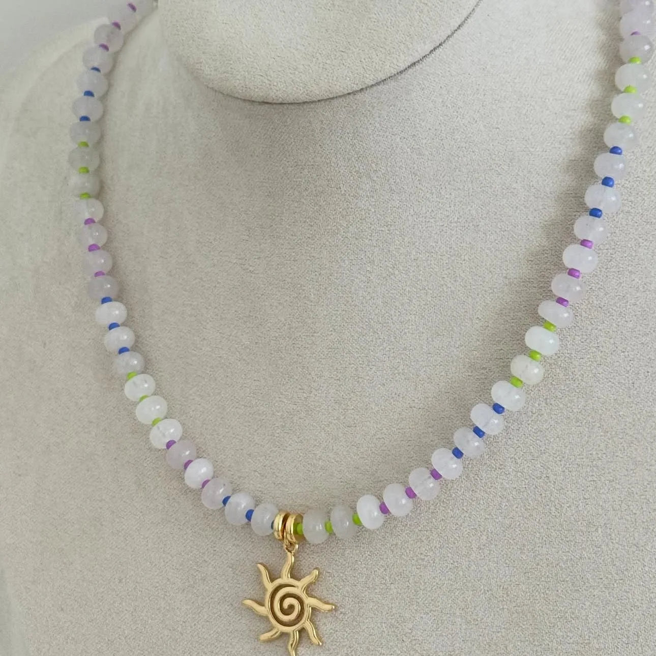 2026 Spring/Summer Fashion Accessories Jewelry Bohemian style mixcolor Beads Chain Necklace with Natural Stone pendant for woman